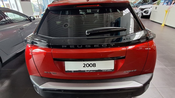 Peugeot 2008 2008 ALLURE Hybrid 145k e-DCS6 MHEV (MYG5)
