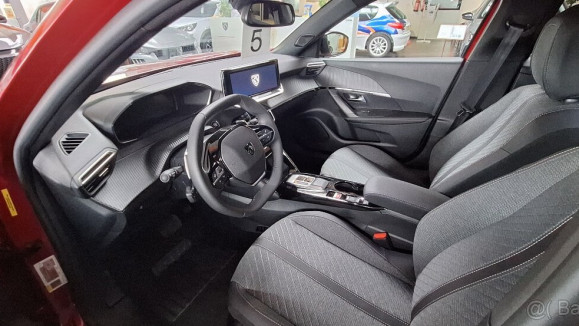 Peugeot 2008 2008 ALLURE Hybrid 145k e-DCS6 MHEV (MYG5)