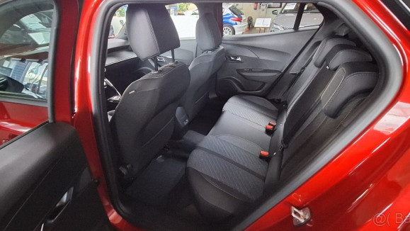 Peugeot 2008 2008 ALLURE Hybrid 145k e-DCS6 MHEV (MYG5)