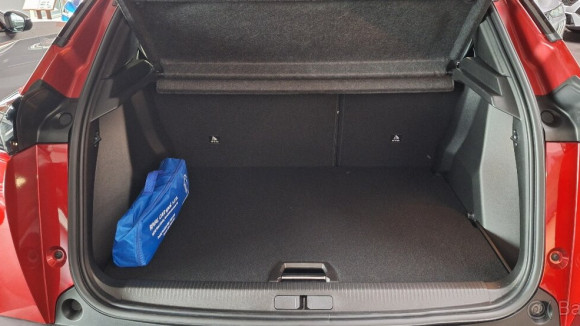 Peugeot 2008 2008 ALLURE Hybrid 145k e-DCS6 MHEV (MYG5)