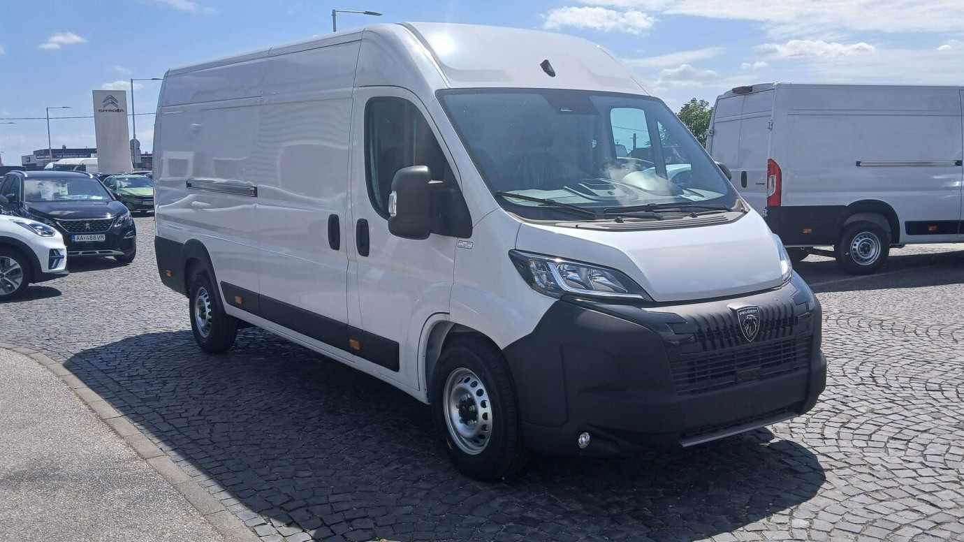 Peugeot Boxer Boxer Furgon 435 L4H2 2.2 BlueHDi 180 €6.4 MT6