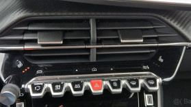 PEUGEOT 2008 1.2 PureTech 100 Allure M6