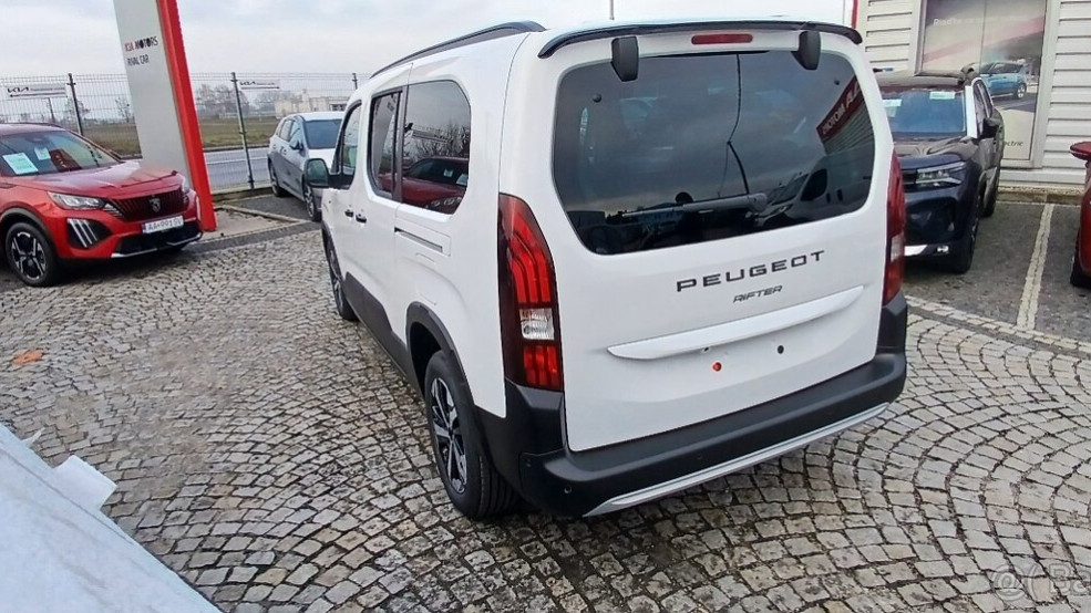 Peugeot RIFTER LONG GT 1,5 BlueHDi 130k EAT8 7 miest