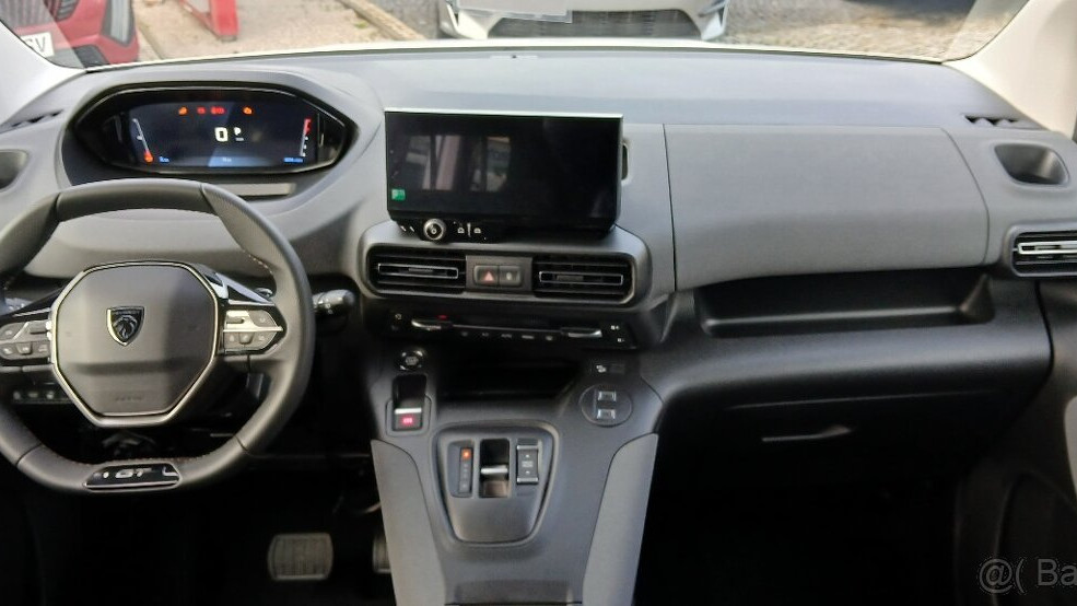 Peugeot RIFTER LONG GT 1,5 BlueHDi 130k EAT8 7 miest